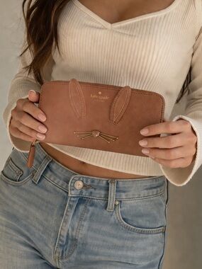 LIMITED EDITION Kate Spade Bunny Ear Zip Wallet 🐰🤎 Gold Whisker Detail • Rare